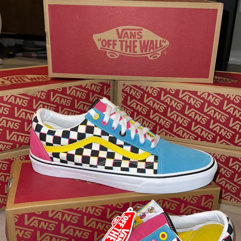 COPY - 🔥 VANS OLD SKOOL CRAZY CHECK SHOES NWT 🔥 - Picture 4 of 6